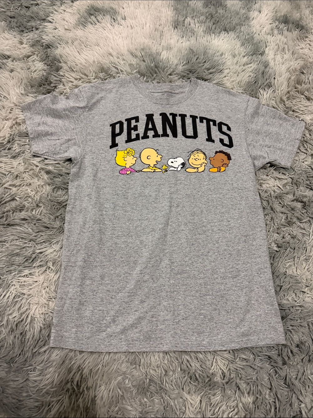 Peanuts shirt Medium
